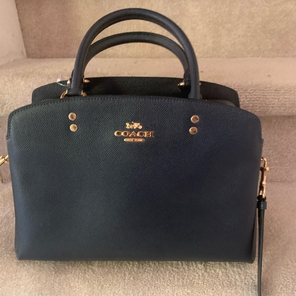 NWT !!!! BEAUTIFUL COACH PURSE!!